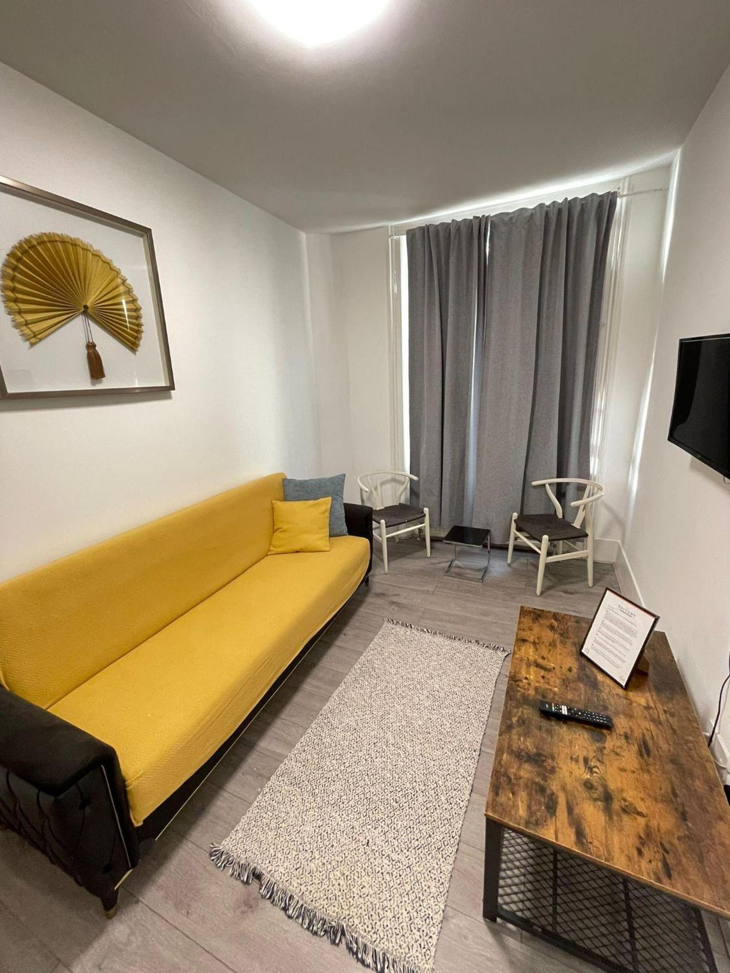 Captivating 1-Bed Apartment In Londra Dış mekan fotoğraf